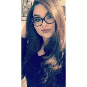 Meet your Posher, Vanessa